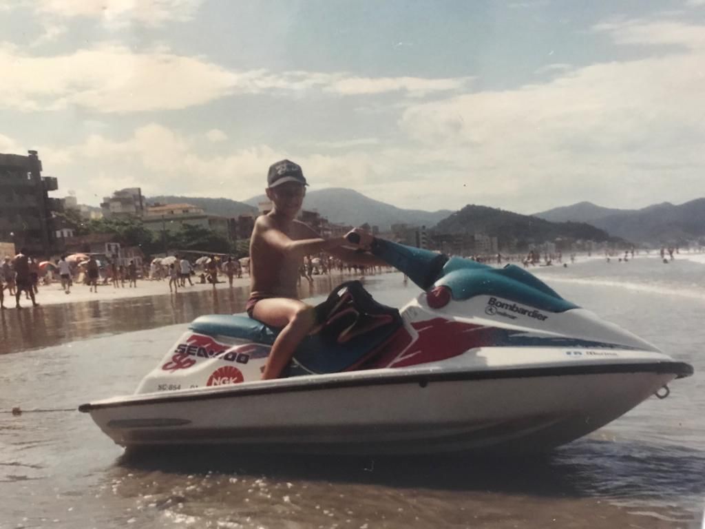Tomás Knebelkamp: do vôlei ao jet