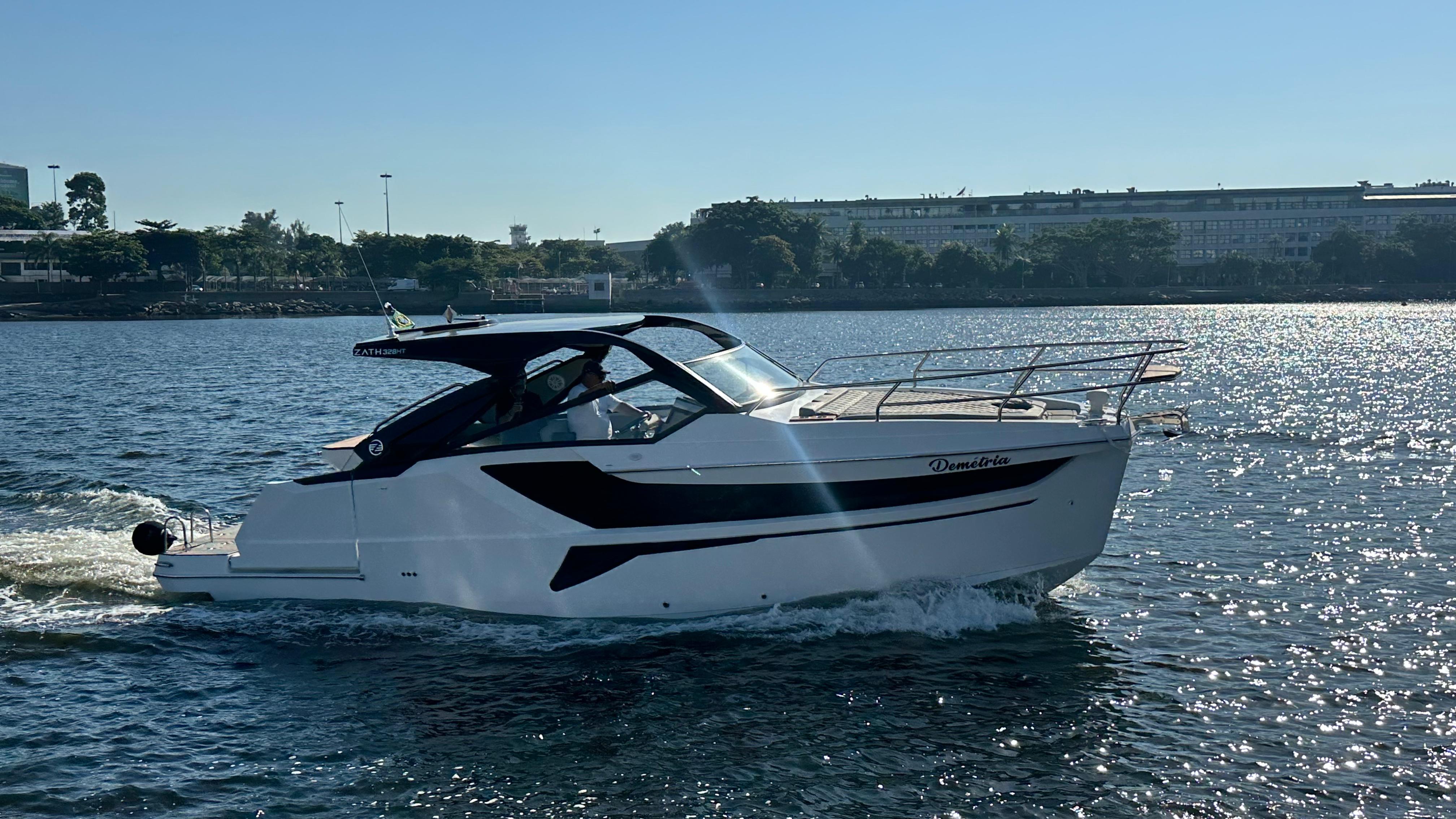 Zath Mariner se destaca em sua estreia no Rio Boat Show com a Zath 328HT