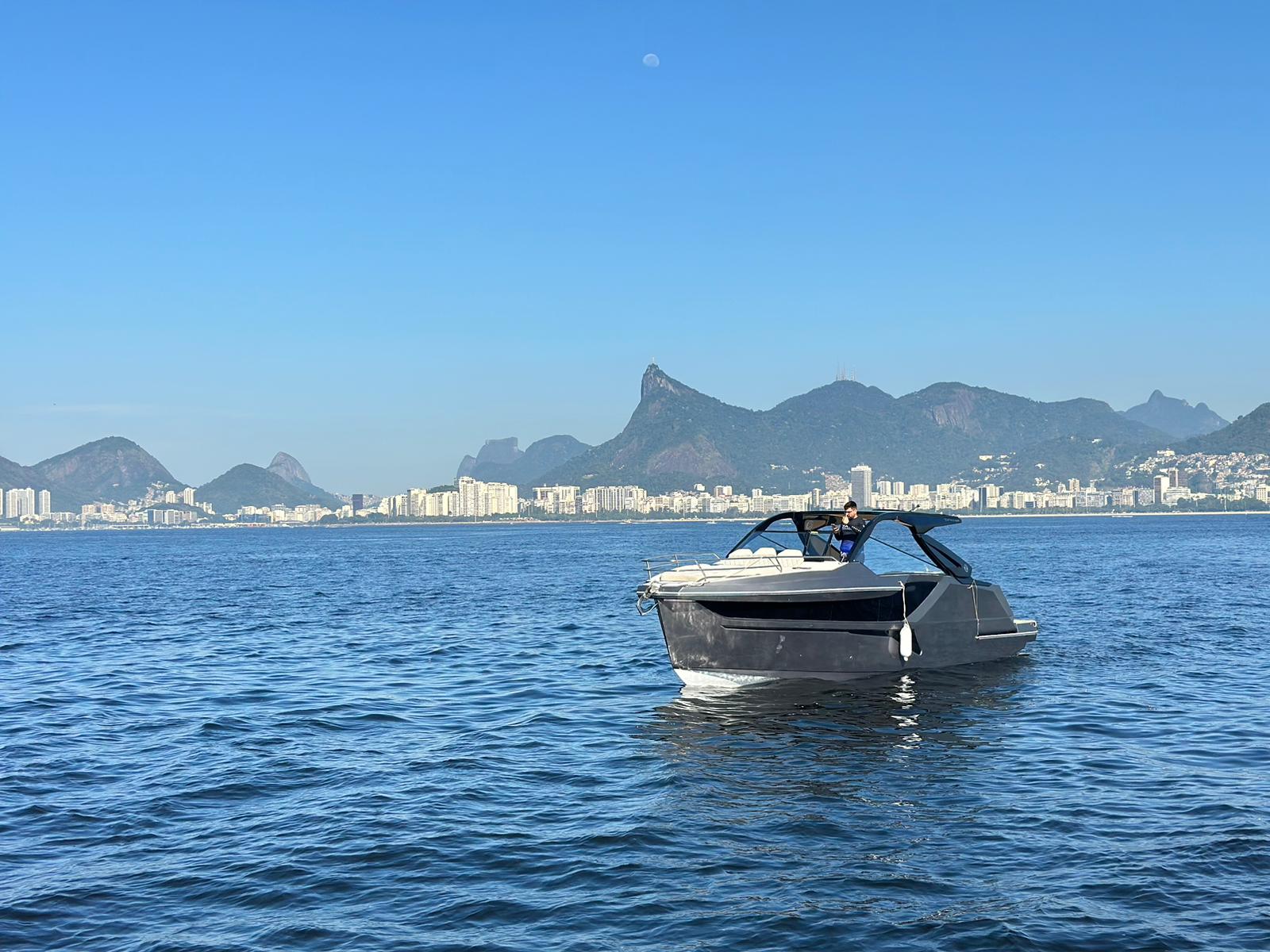 Zath Mariner se destaca em sua estreia no Rio Boat Show com a Zath 328HT