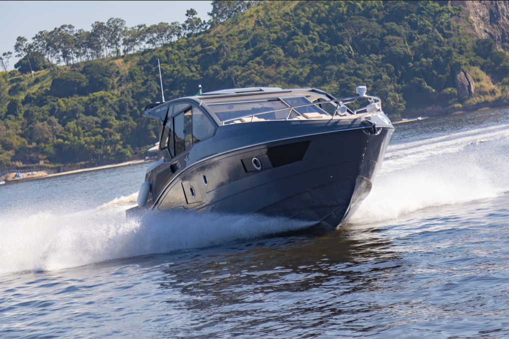 Coral 40 Sea Breeze define novo marco do estaleiro carioca
