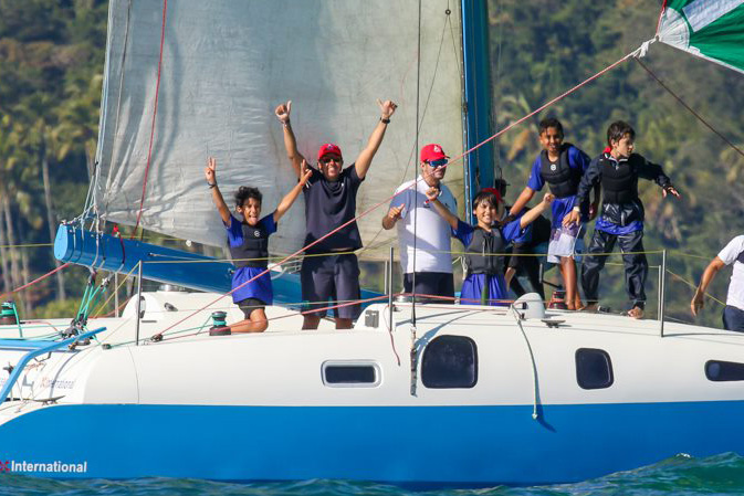 Regata Vela do Amanhã ganha mais barcos e velejadores mirins