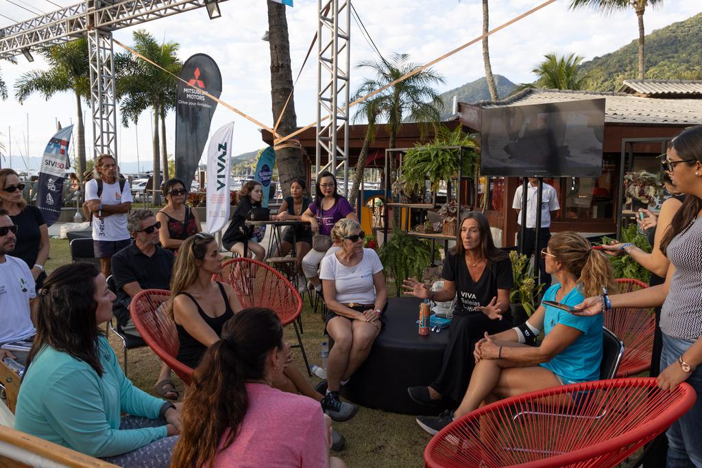 Mulheres debatem ESG na Semana Internacional de Vela de Ilhabela