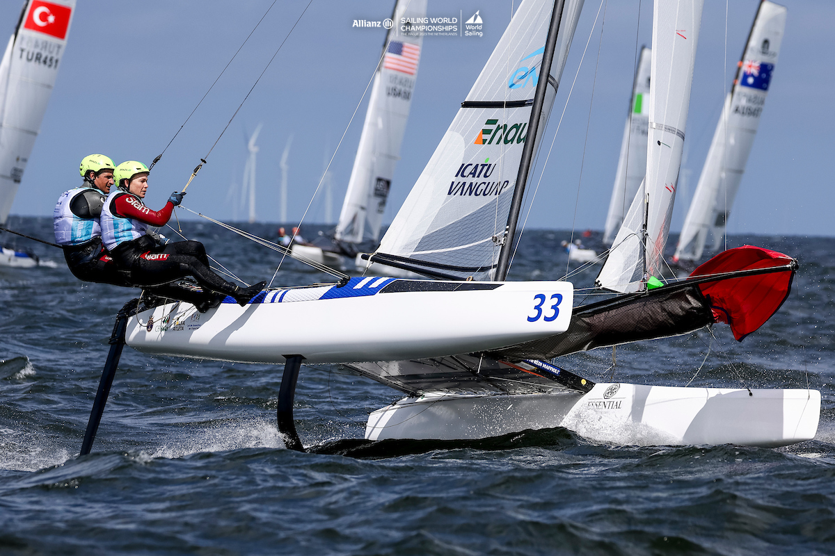 Resultados dos brasileiros no segundo dia do Mundial de Vela de Haia