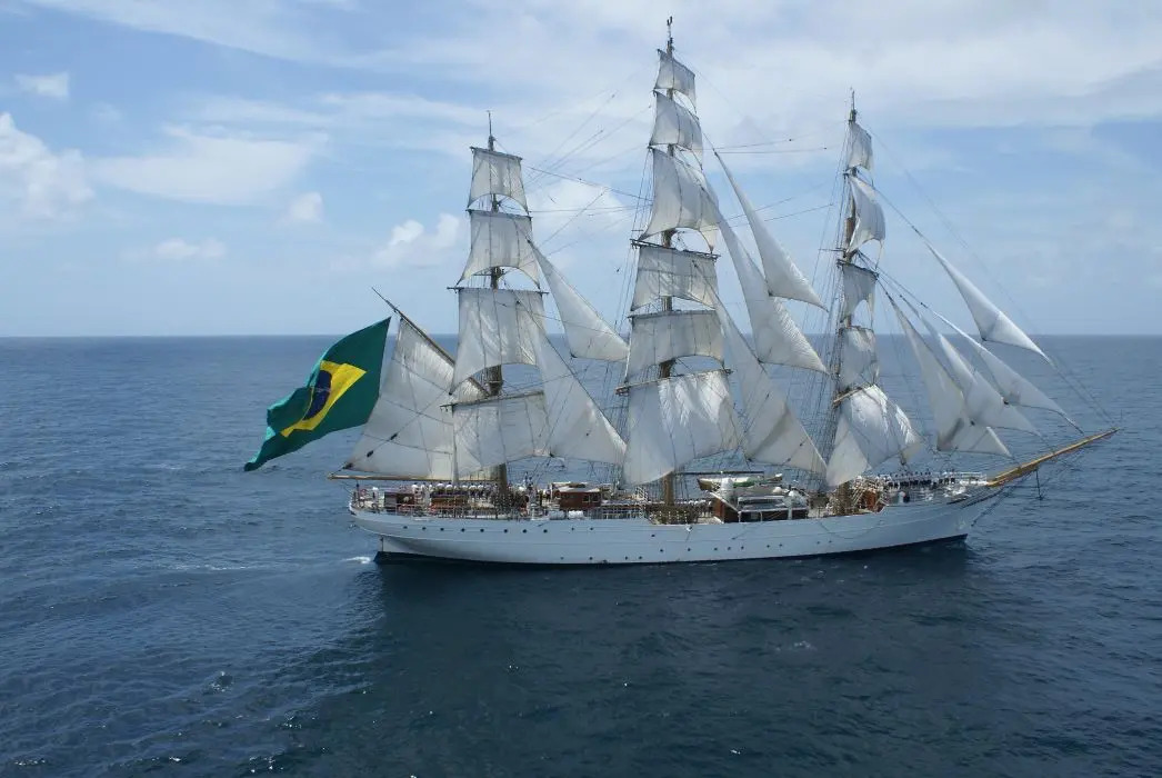 Navio Veleiro Cisne Branco recebe visitantes com entrada gratuita no Centro do Rio