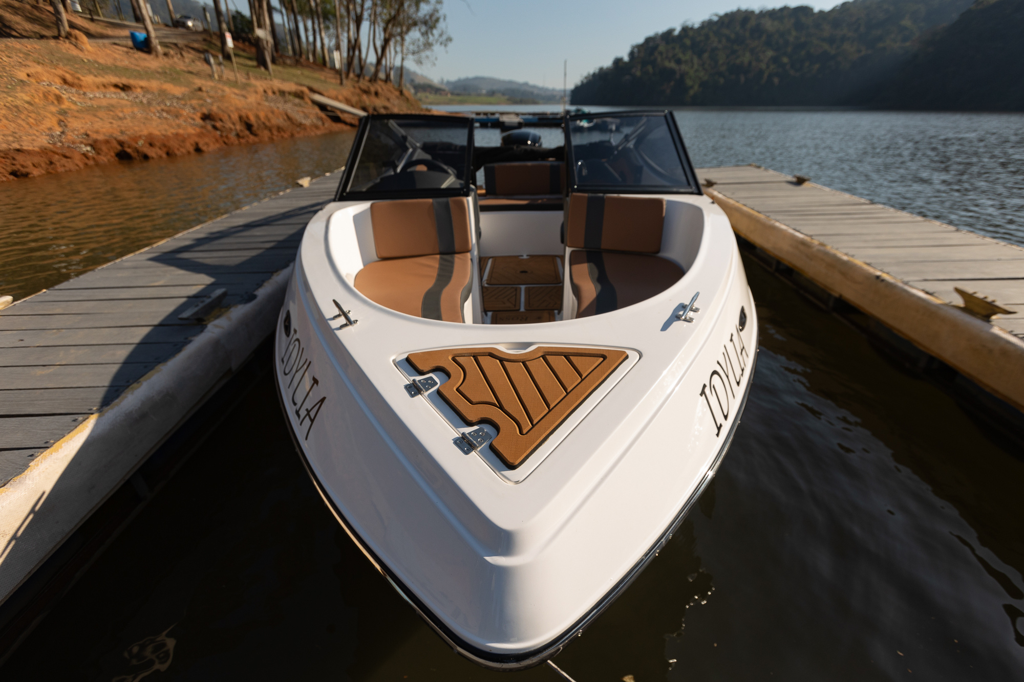 Sport R 190 da Ross Mariner: Desempenho e Versatilidade na água