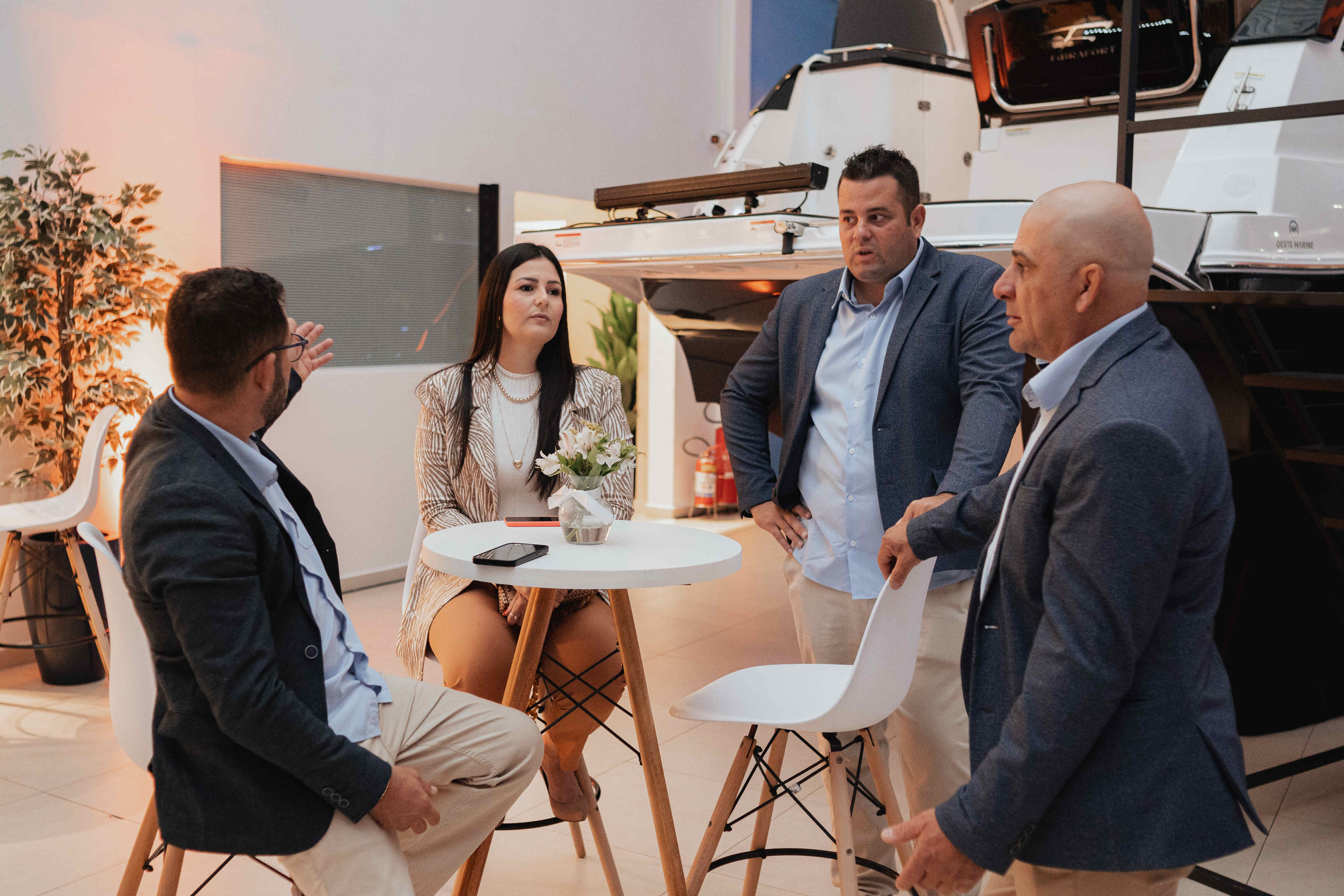 Oeste Marine/Fibrafort inaugura nova concessionária premium em São Paulo