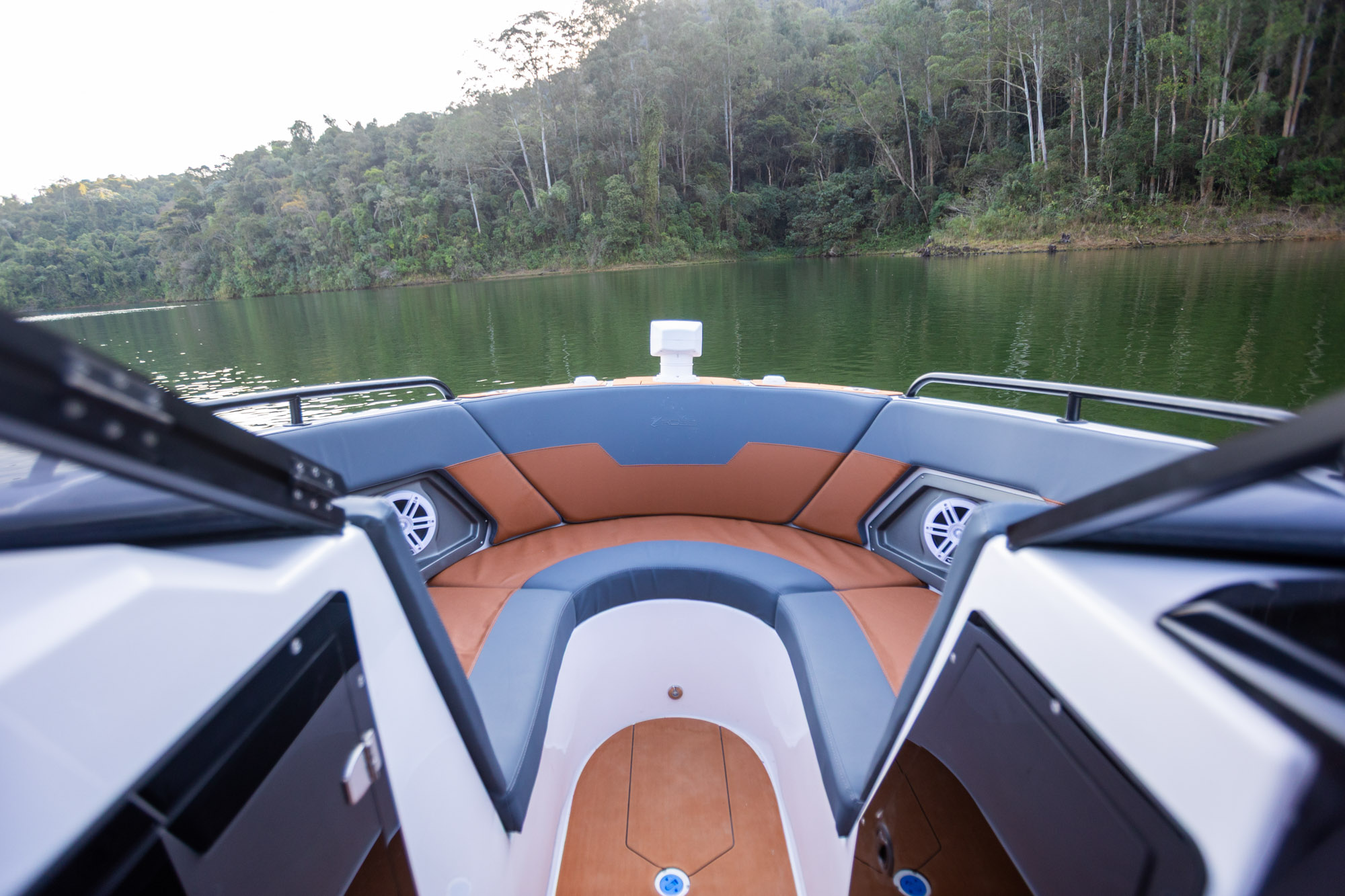 Check-up: Ross SR 220 Icon — conforto, desempenho e identidade em cada detalhe