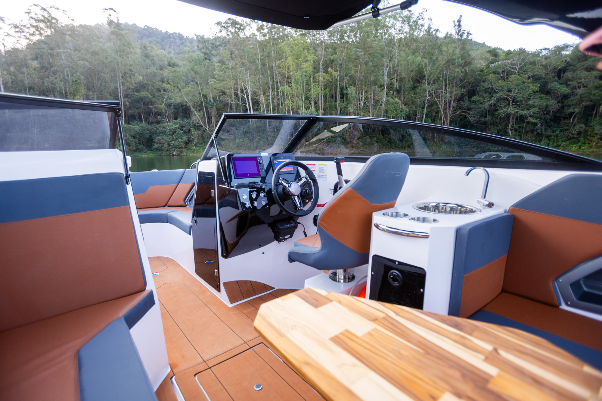 Check-up: Ross SR 220 Icon — conforto, desempenho e identidade em cada detalhe