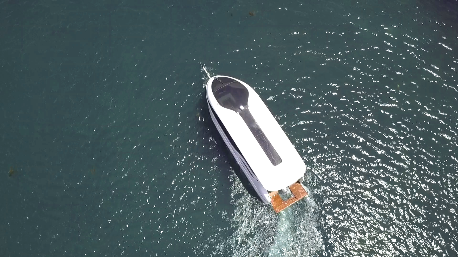https://www.comprenautica.com.br/blog/tour-360-pela-solara-boat-house-a-fusao-da-casa-com-o-lazer-na-agua.html