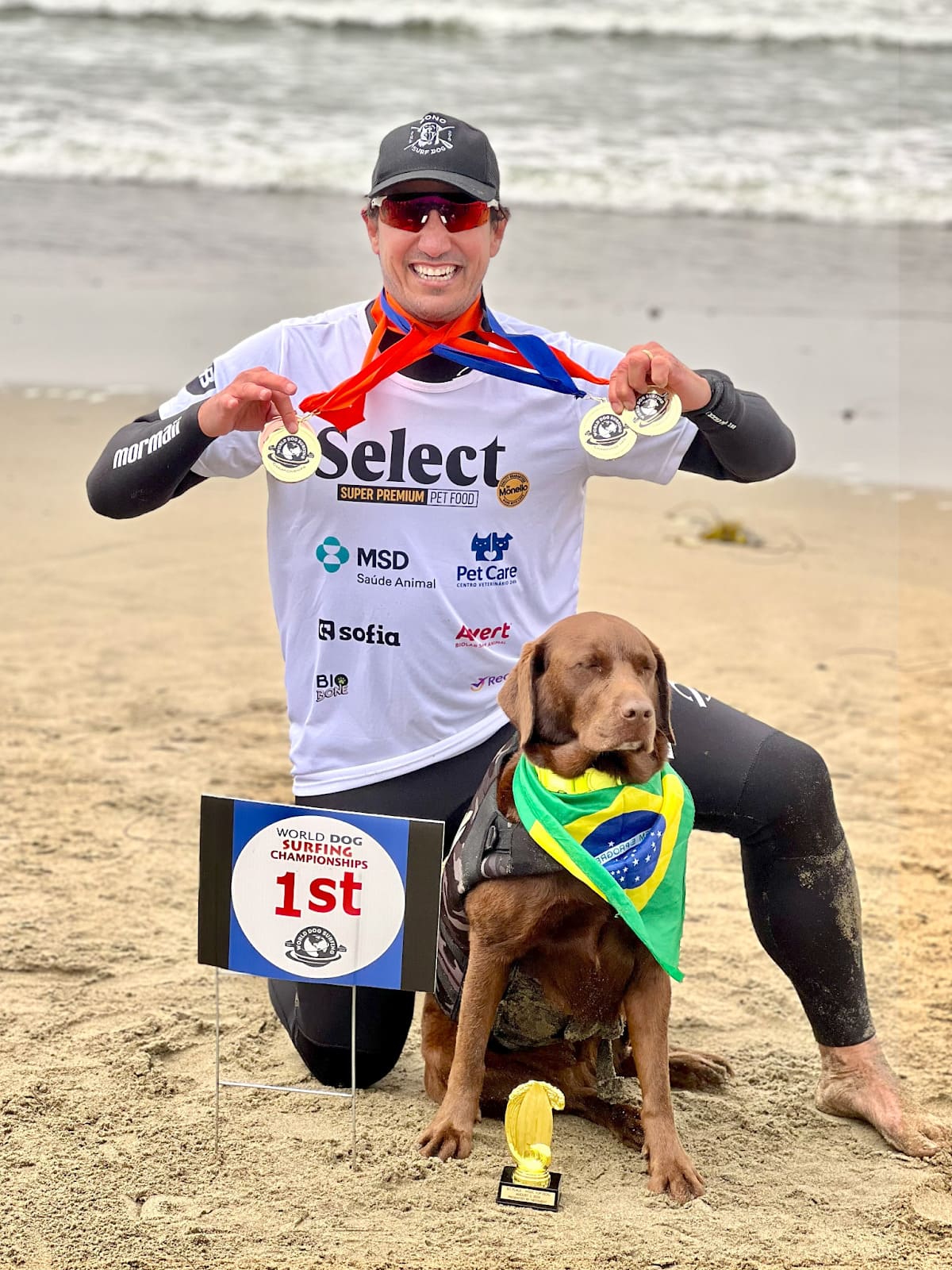 Cacau e Família Surf Dog se preparam para defender o título mundial na Califórnia