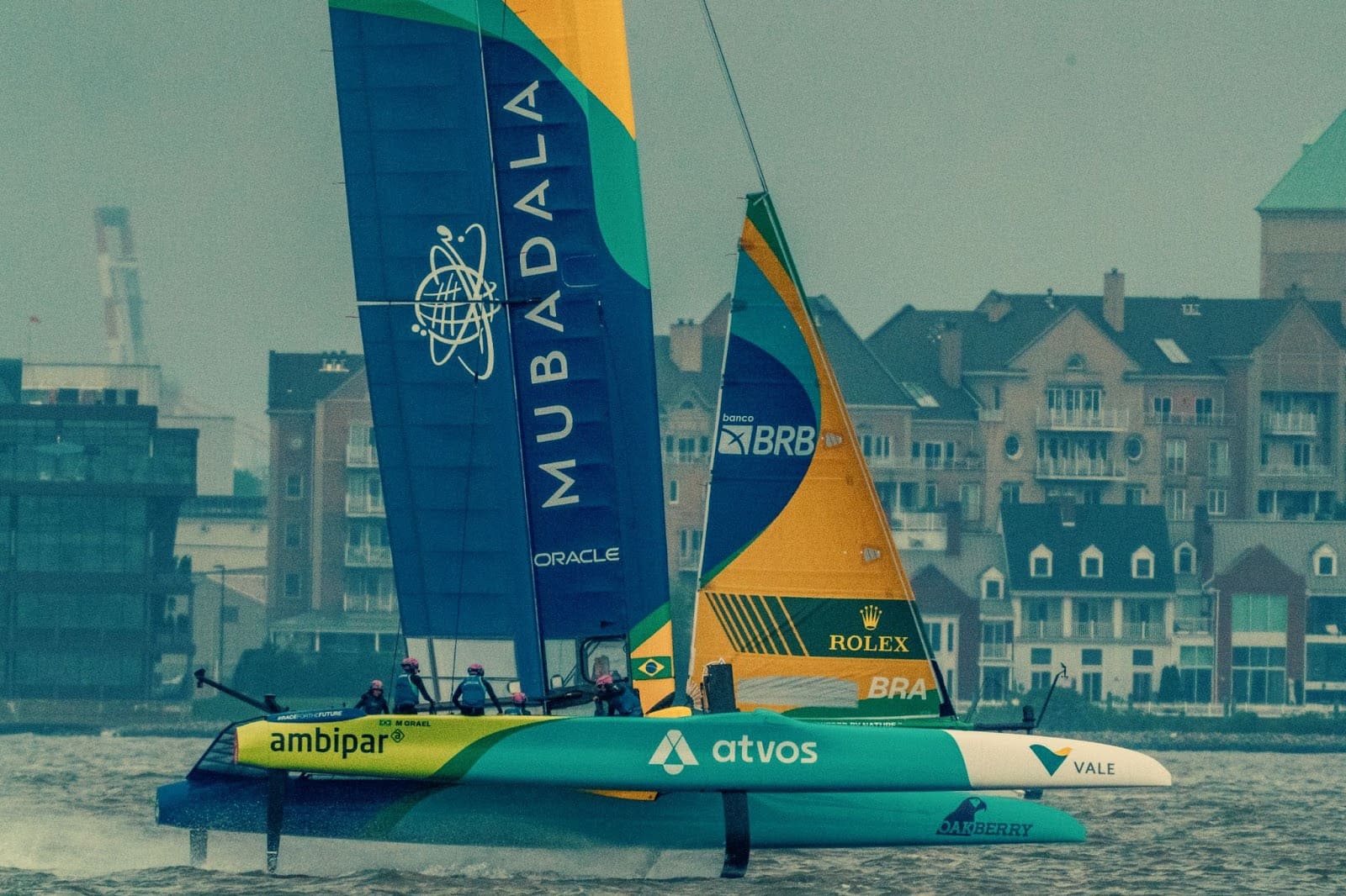 Liderada por Martine Grael: equipe brasileira de Vela compete no Reino Unido neste final de semana 
