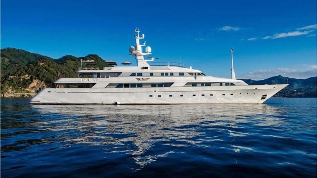 Saiba mais sobre o iate de luxo em que Lady Di passou seu último verão