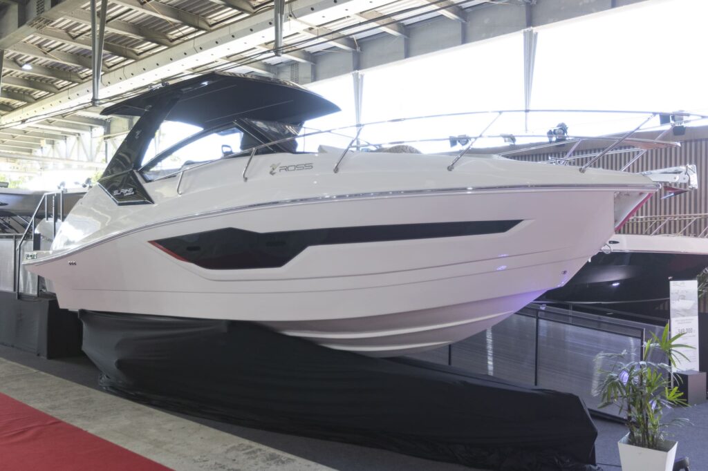 SLR 340 Legend no Rio Boat Show 2026
