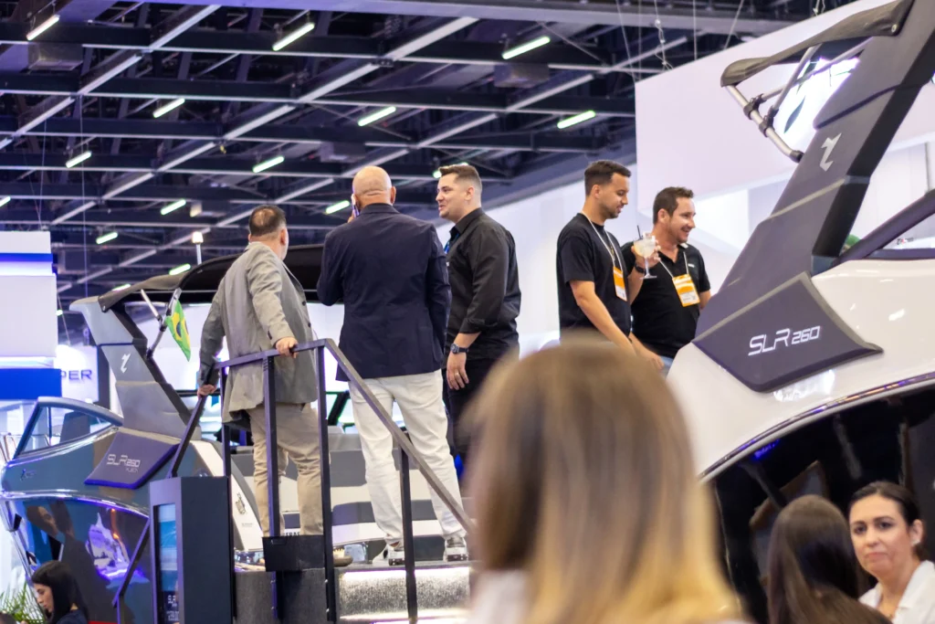 Ross Mariner em exposição no São Paulo Boat Show 2025.